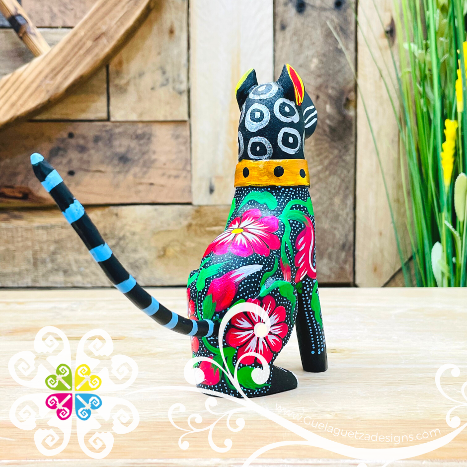 Medium Dog Alebrije- Handcarve Wood Decoration Figure