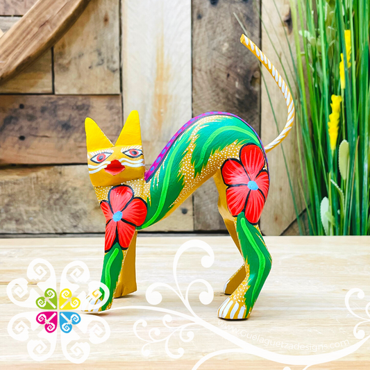 Medium Stretching Cat Alebrije- Handcarve Wood Decoration Figure