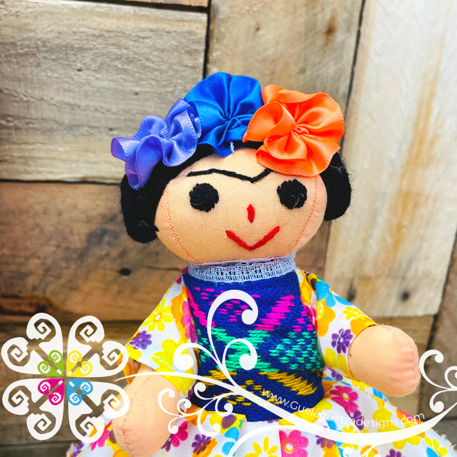 Mini Mexican Frida Doll - Sencilla