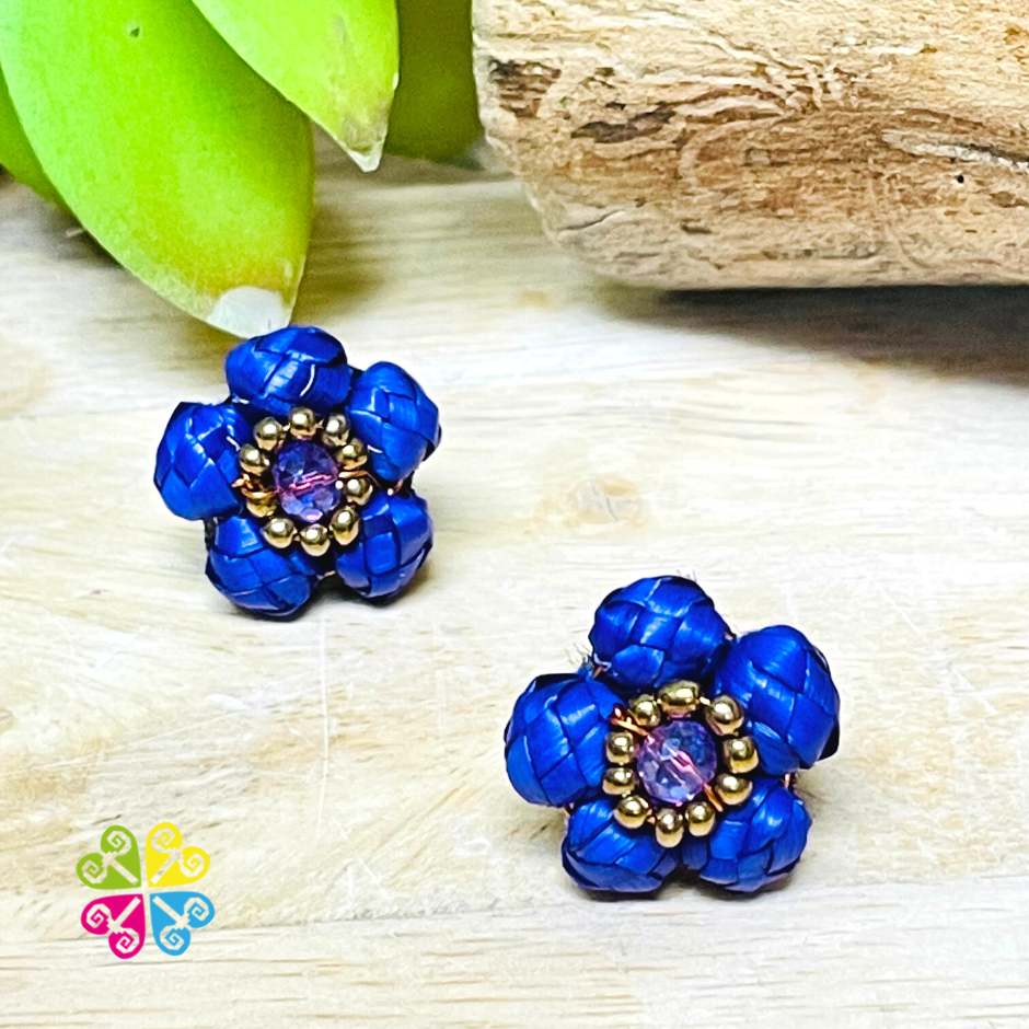 Daisy Studs - Palm Earrings