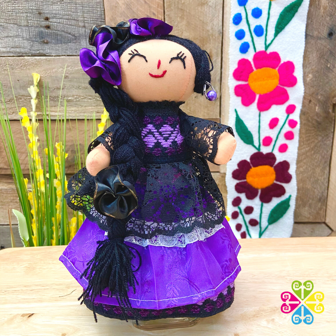 Lupita Mexican Otomi Doll - Fina