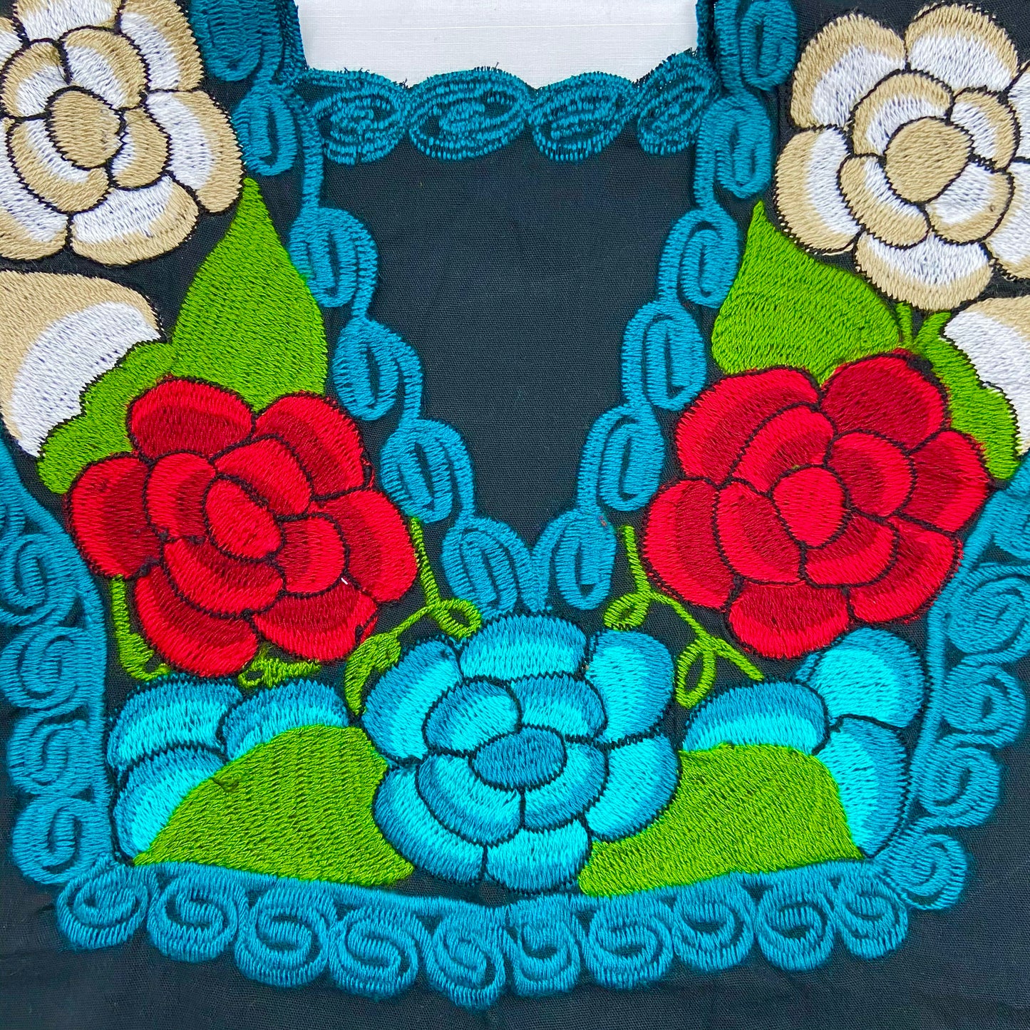 Chiapas Embroider Top